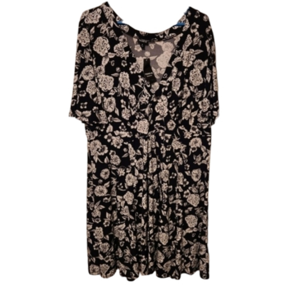 Women's 3X Torrid Black & White Floral Print Flutter Sleeve Midi Dress